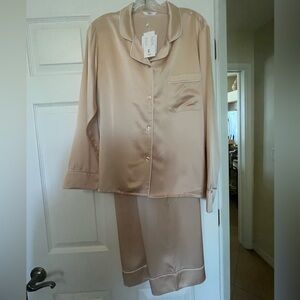 NEW w/Tags Silk Pajama Set in Champagne/Cream Color